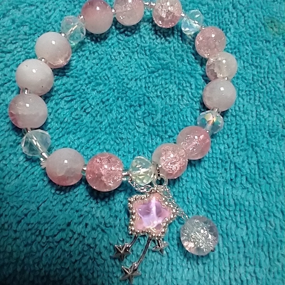 Silvertone white pink beaded star stretch bracelet